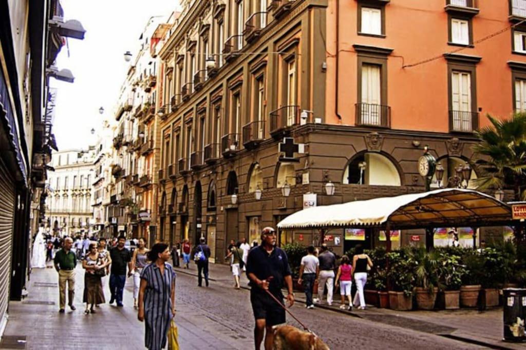 Appartamento Casa Via Toledo. Centralissima E Vicina Al Porto Napoli Esterno foto