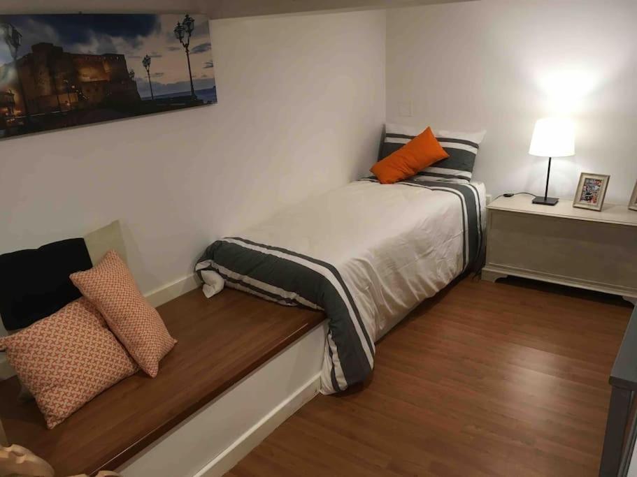 Appartamento Casa Via Toledo. Centralissima E Vicina Al Porto Napoli Esterno foto
