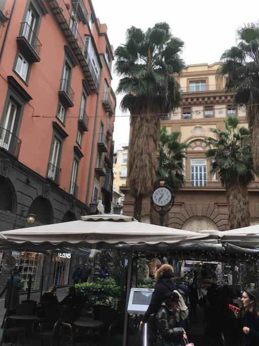 Appartamento Casa Via Toledo. Centralissima E Vicina Al Porto Napoli Esterno foto